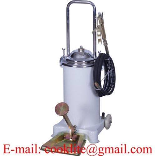 Foot Operated Grease Bucket Pump Pedal Lubrication Dispenser
