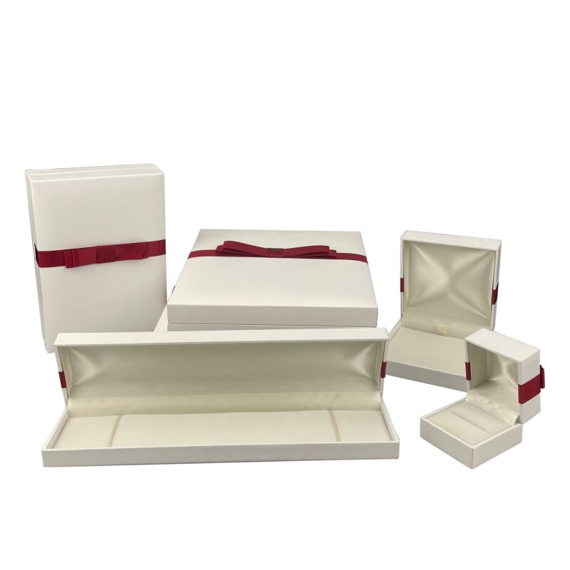 Luxury Jewellery Packaging Box With Flowers