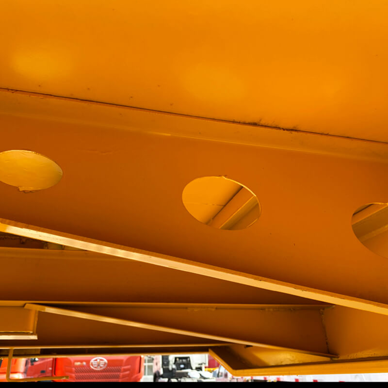 3 axle yellow Flatbed With Baffle