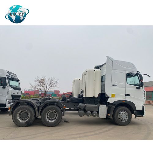 CNG Howo Tractor Truck