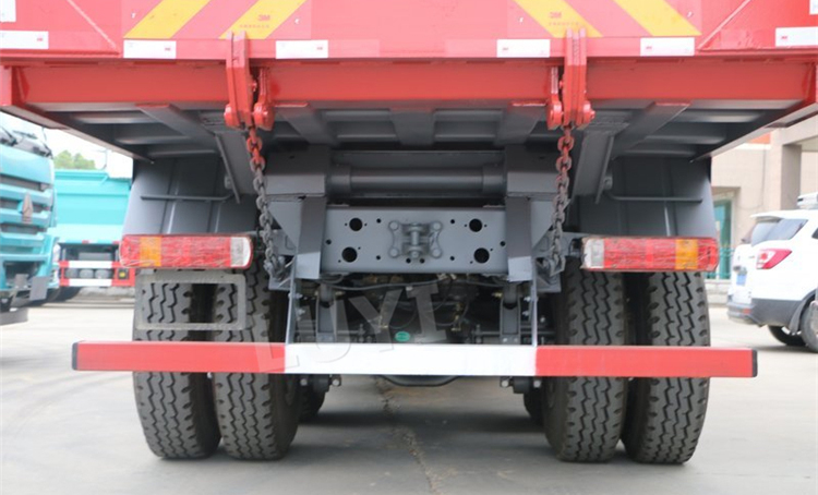 Sinotruk 8x4 Howo dump Truck
