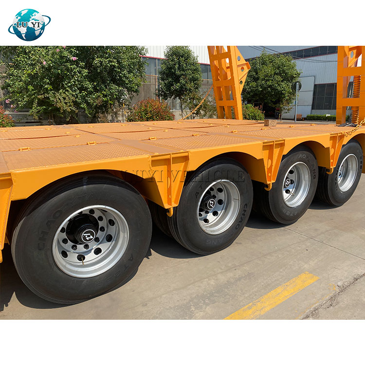 Detachable gooseneck  lowbed trailer